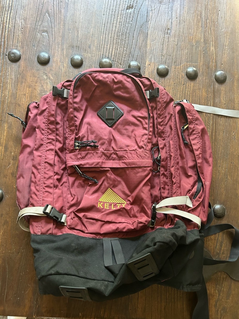 Vintage Kelty Redwing Burgundy and Black Hiking Backpack
